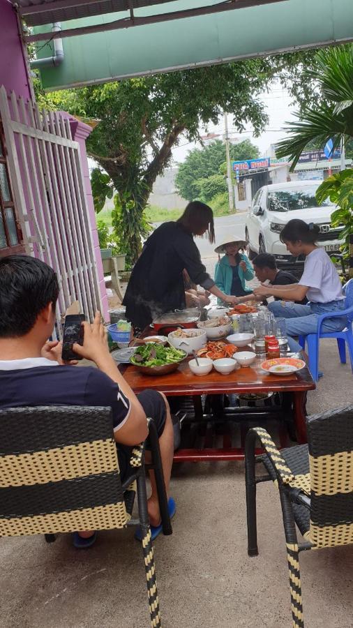 لونغ  هاي Thuy Hang Motel المظهر الخارجي الصورة