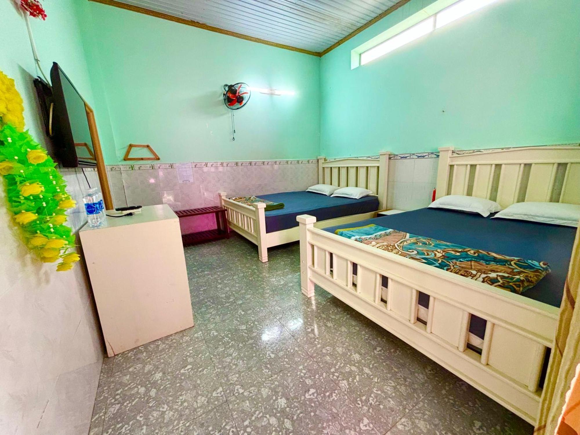 لونغ  هاي Thuy Hang Motel المظهر الخارجي الصورة